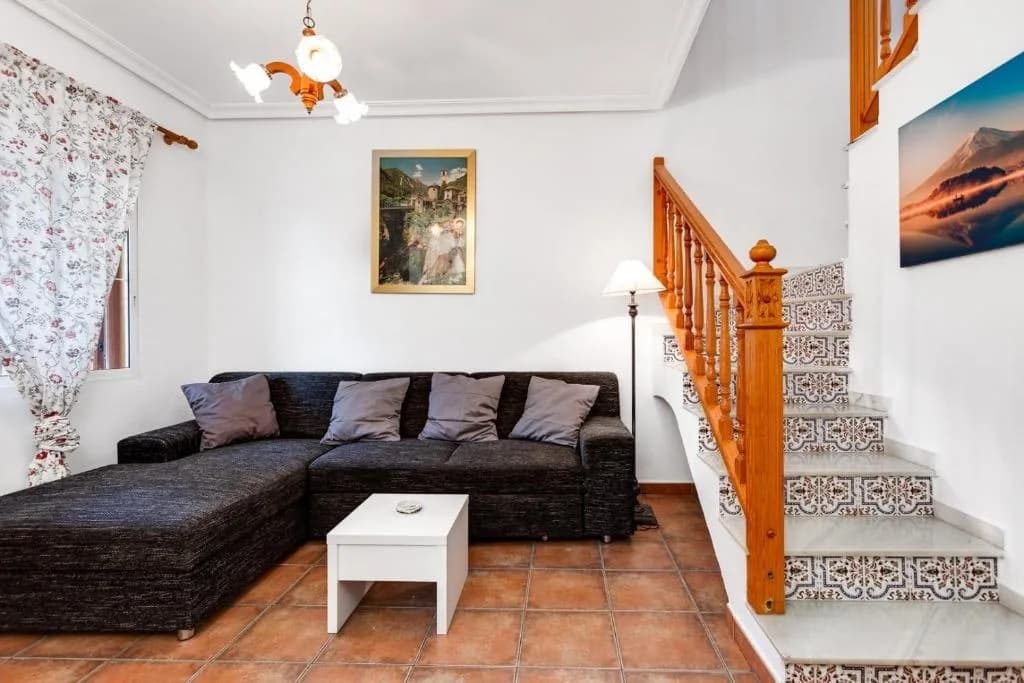 Duplex с 2 спальнями на продажу в Torrevieja, Alicante - Image 2