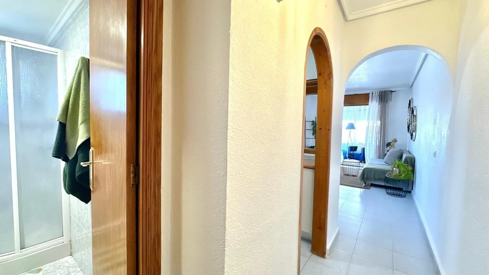 Apartment с 1 спальнями на продажу в Torrevieja, Alicante - Image 3