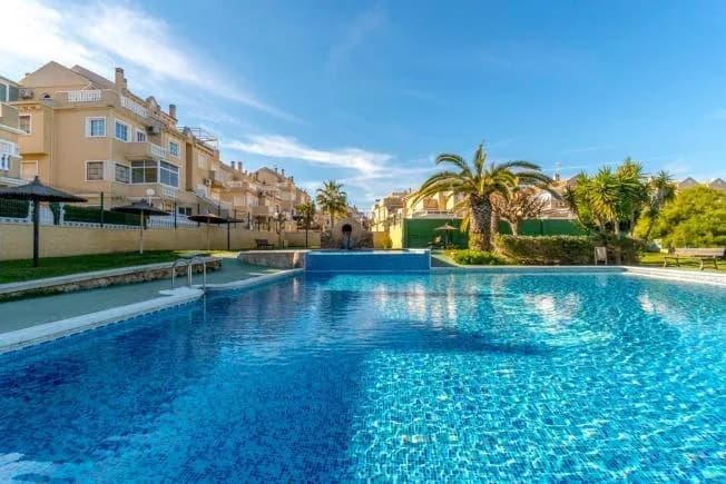 Bungalow de 3 chambres à vendre à Torrevieja, Alicante