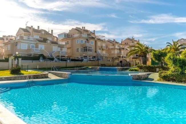 Bungalow de 3 chambres à vendre à Torrevieja, Alicante - Image 3
