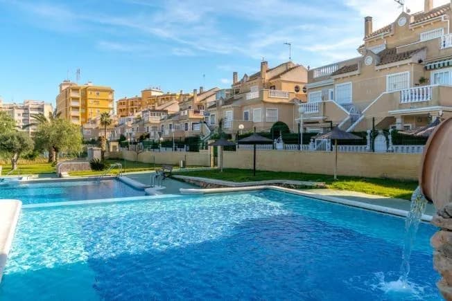 Bungalow de 3 chambres à vendre à Torrevieja, Alicante - Image 5