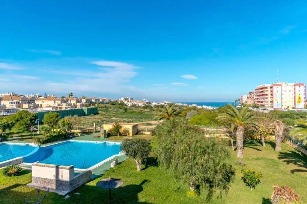 Bungalow de 3 chambres à vendre à Torrevieja, Alicante - Image 7