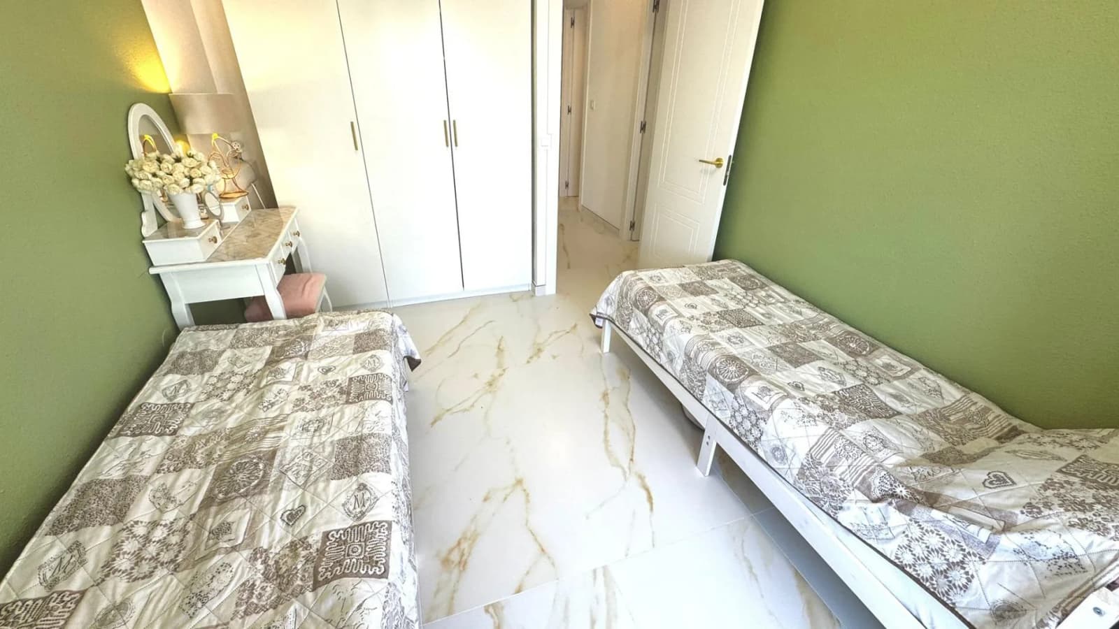 Duplex с 2 спальнями на продажу в Torrevieja, Alicante - Image 7