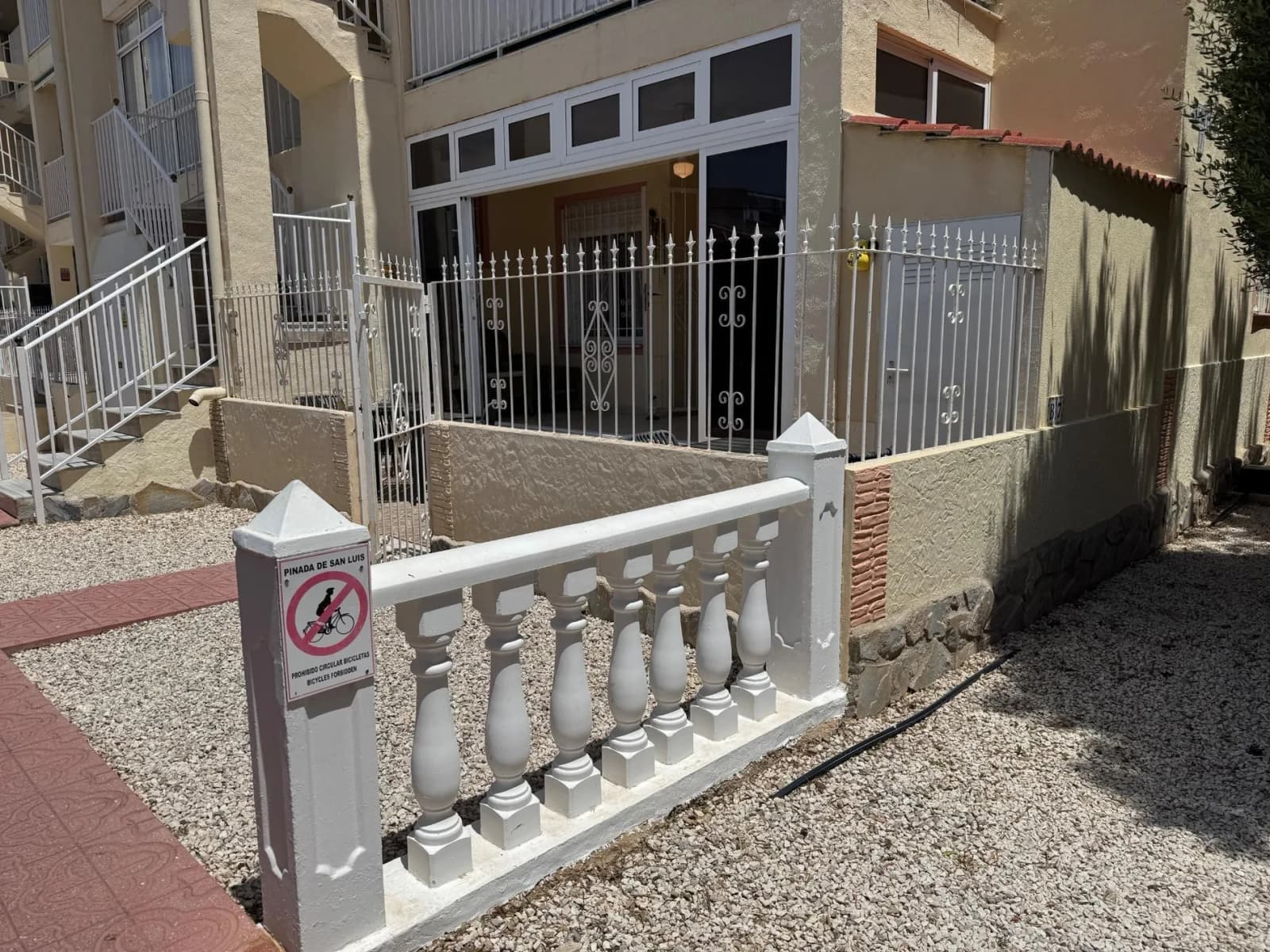 Apartment с 3 спальнями на продажу в Torrevieja, Alicante - Image 3