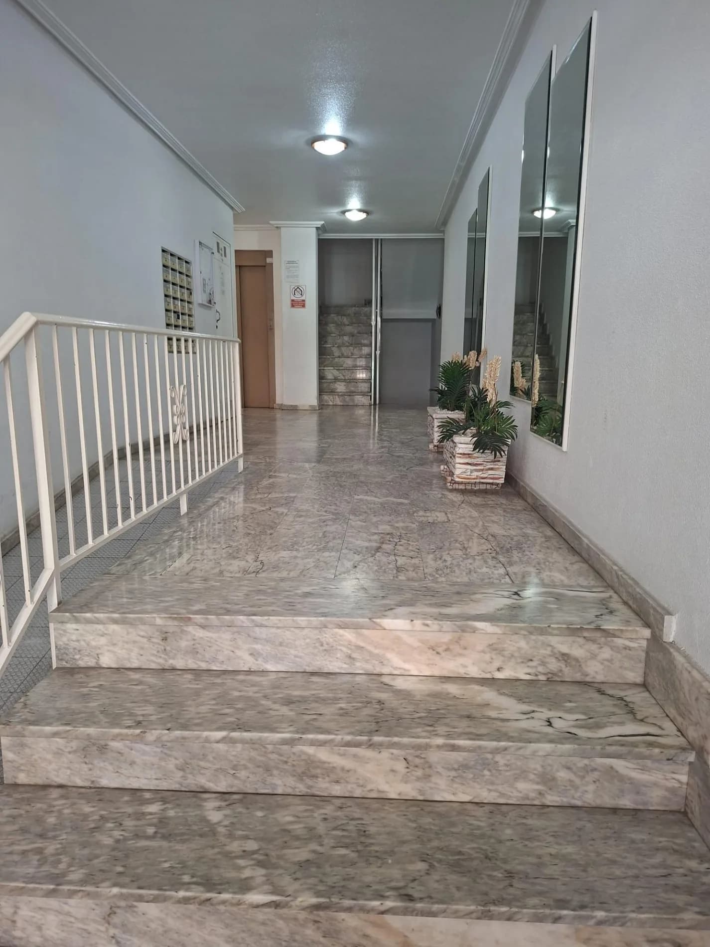 Apartment с 2 спальнями на продажу в Torrevieja, Alicante - Image 5