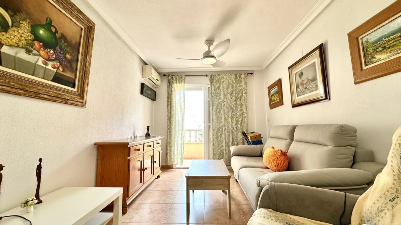 Apartment med 2 sovrum till salu i Torrevieja, Alicante