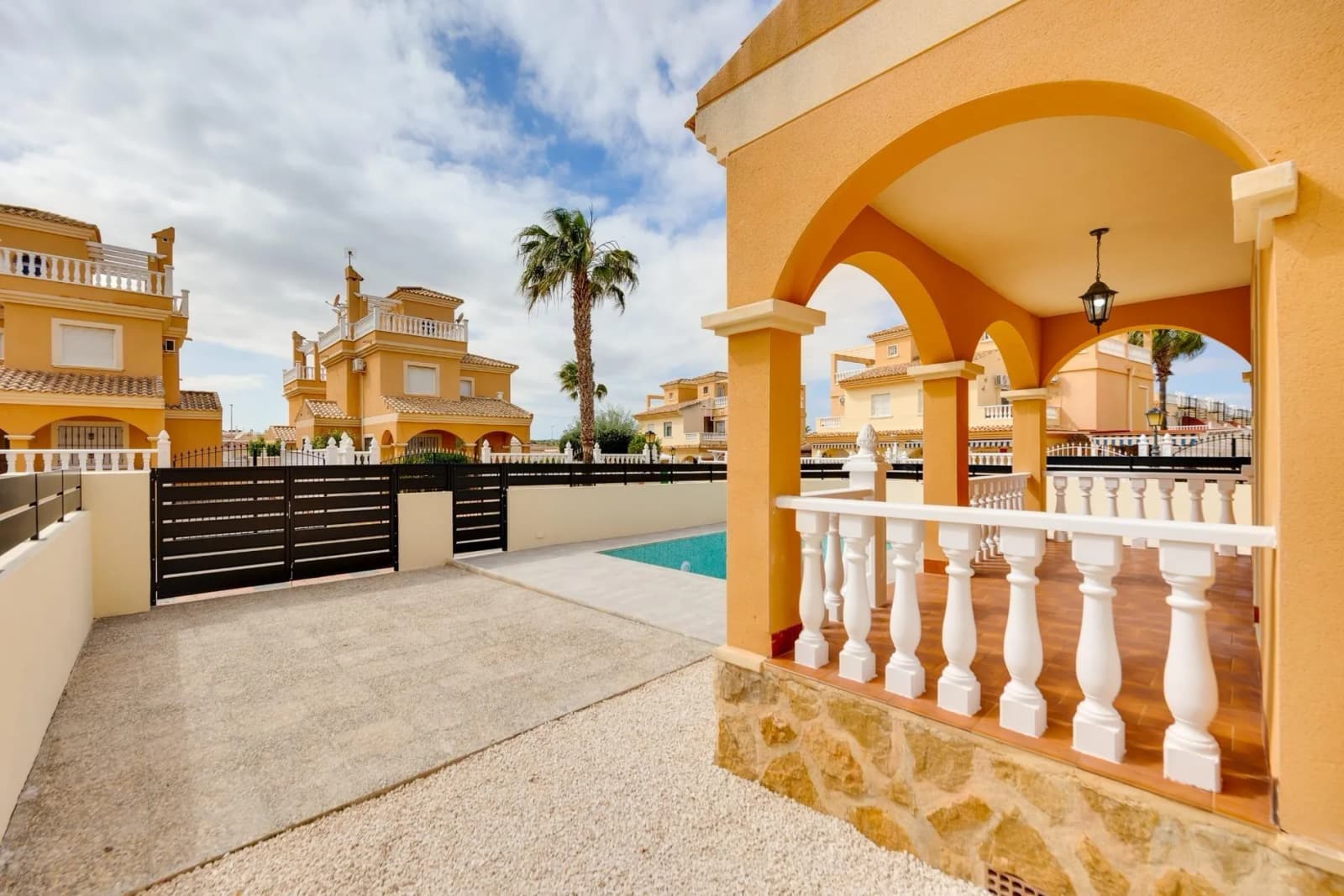 Villa med 3 sovrum till salu i Algorfa, Alicante - Image 6