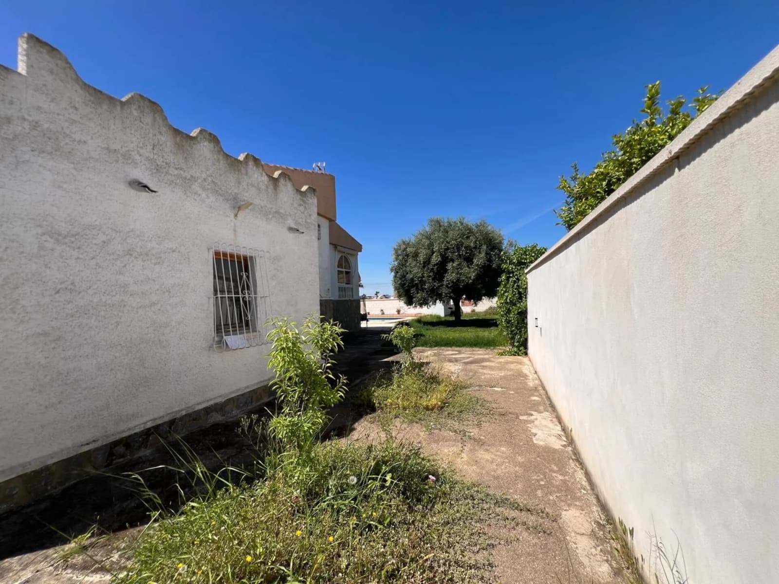 Villa med 5 sovrum till salu i Torrevieja, Alicante - Image 8