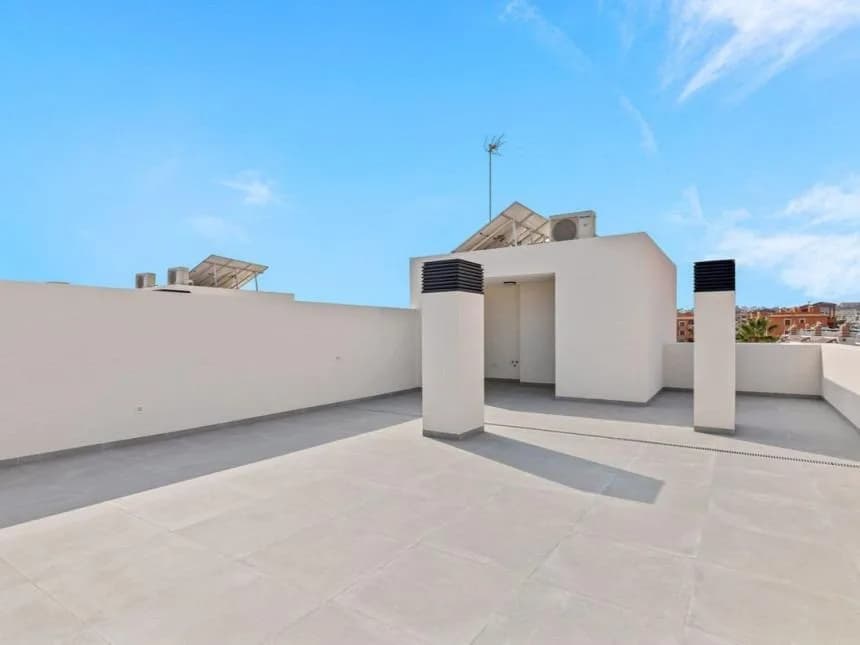 Villa med 2 sovrum till salu i Orihuela Costa, Alicante - Image 3