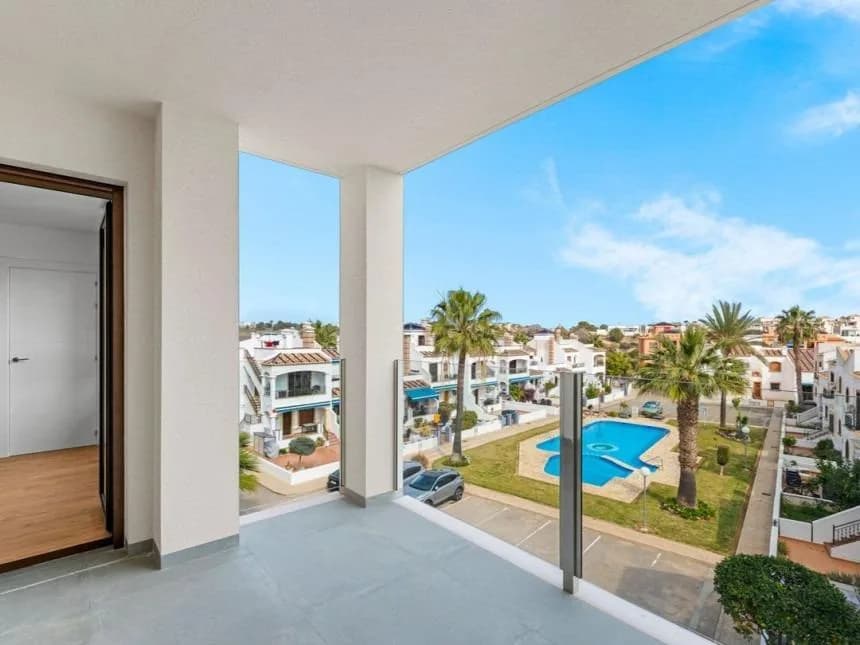 Villa med 2 sovrum till salu i Orihuela Costa, Alicante - Image 4