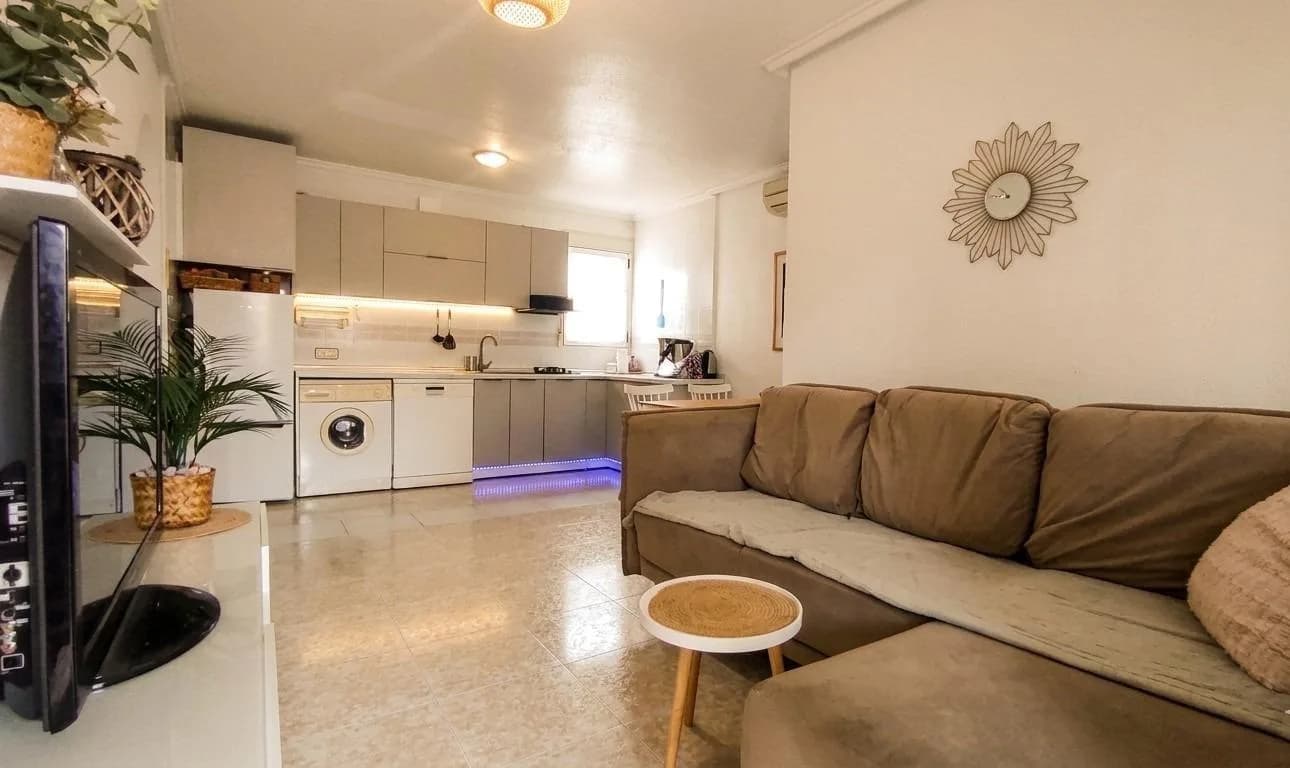 Bungalow med 2 sovrum till salu i Torrevieja, Alicante
