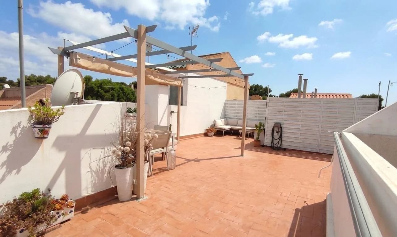 Bungalow med 2 sovrum till salu i Torrevieja, Alicante - Image 2