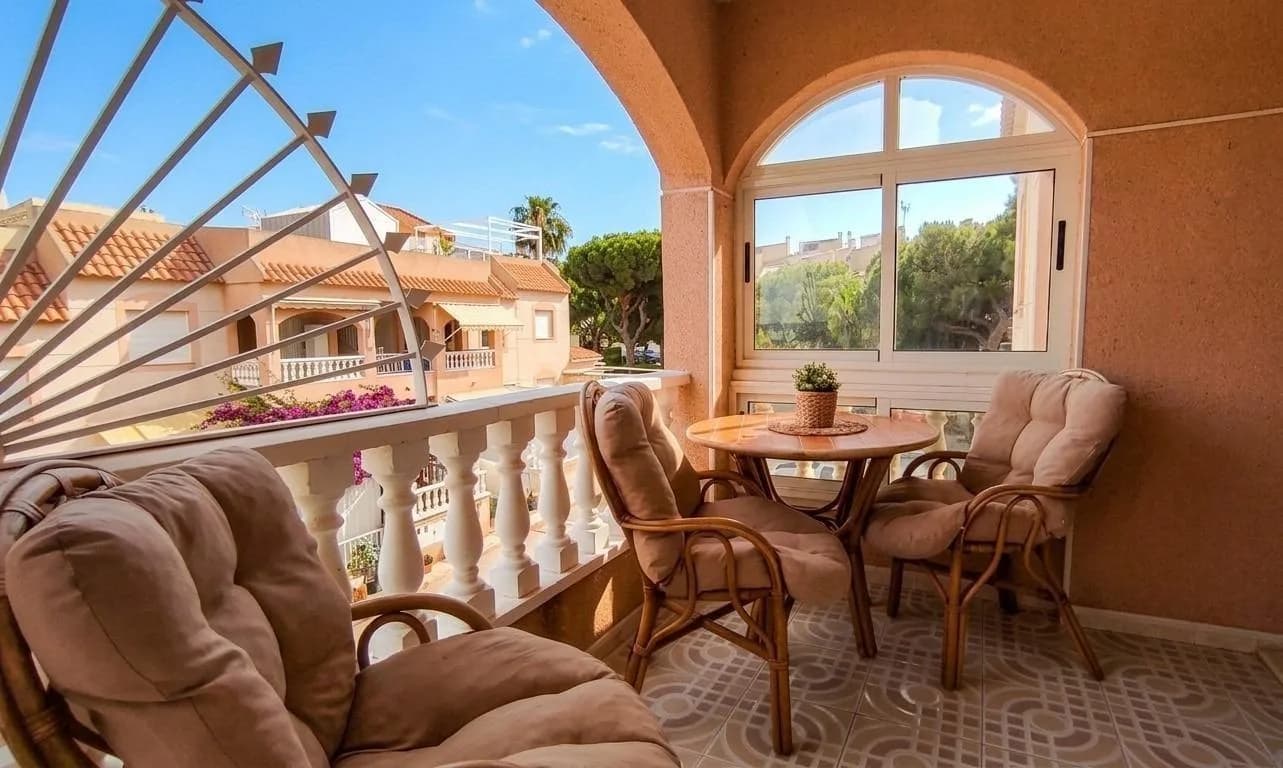 Bungalow med 2 sovrum till salu i Torrevieja, Alicante - Image 5