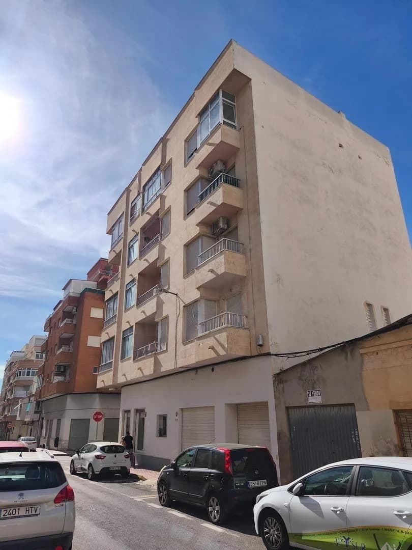 Apartment med 2 sovrum till salu i Torrevieja, Alicante - Image 5