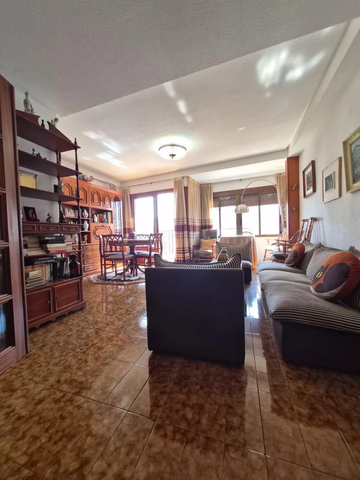 Apartment med 3 sovrum till salu i Torrevieja, Alicante - Image 2