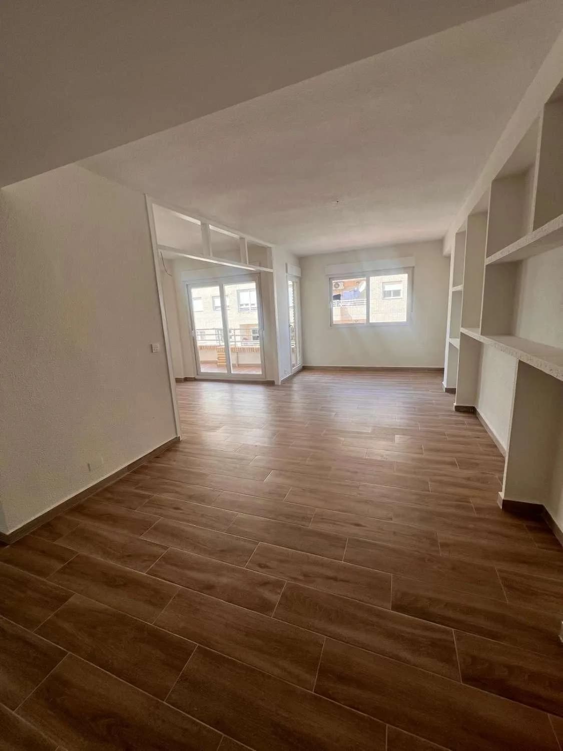 Apartment med 2 sovrum till salu i Torrevieja, Alicante - Image 6