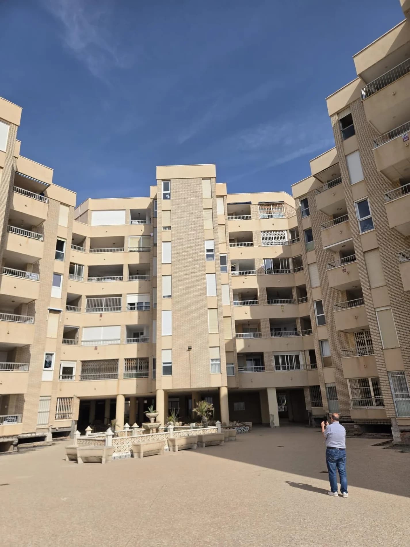 Apartment med 2 sovrum till salu i Torrevieja, Alicante - Image 3
