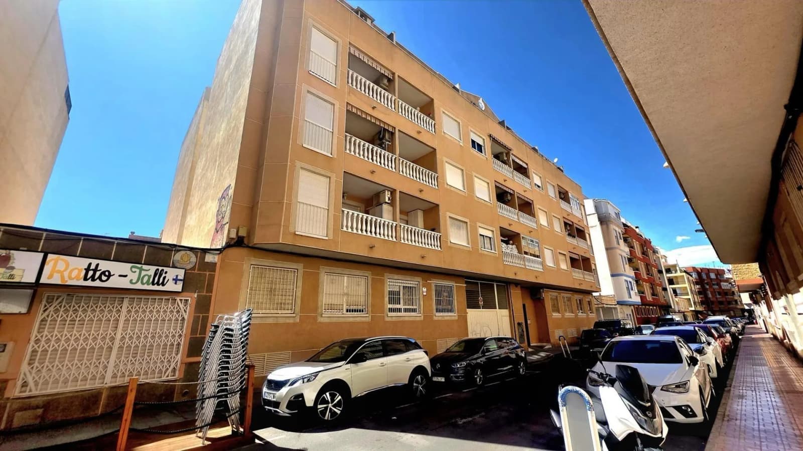 Apartment med 2 sovrum till salu i Torrevieja, Alicante