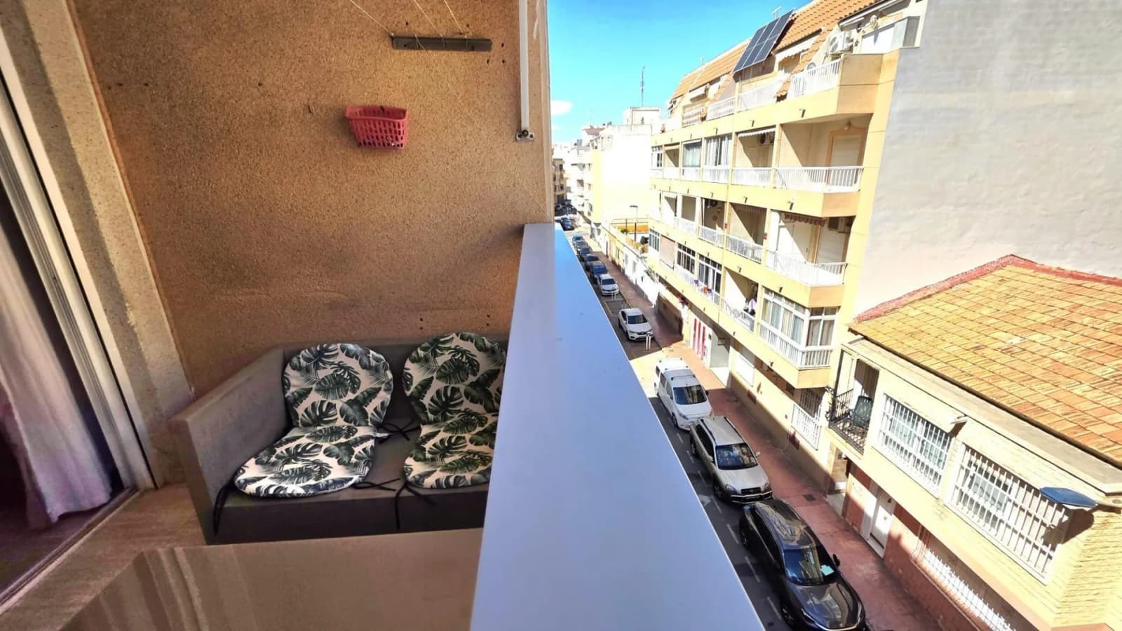 Apartment med 2 sovrum till salu i Torrevieja, Alicante - Image 2