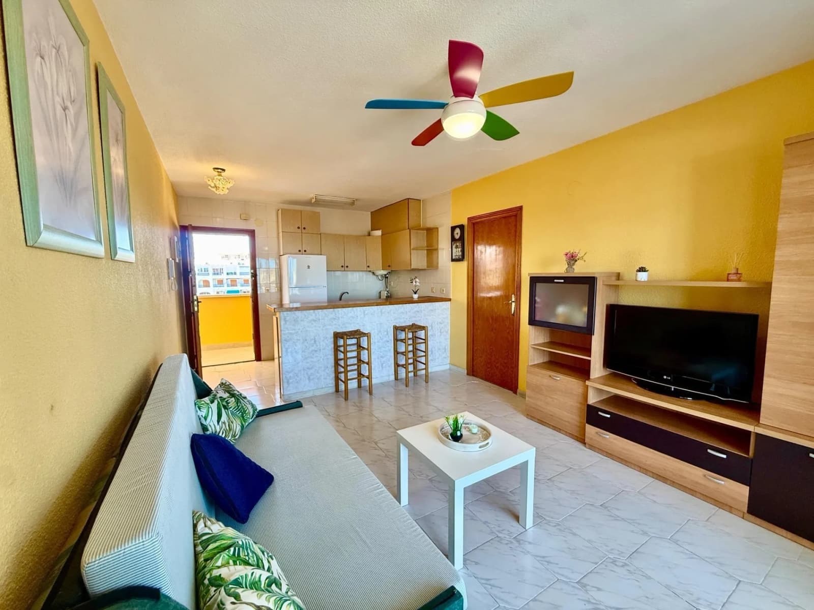 Villa med 1 sovrum till salu i Torrevieja, Alicante - Image 2