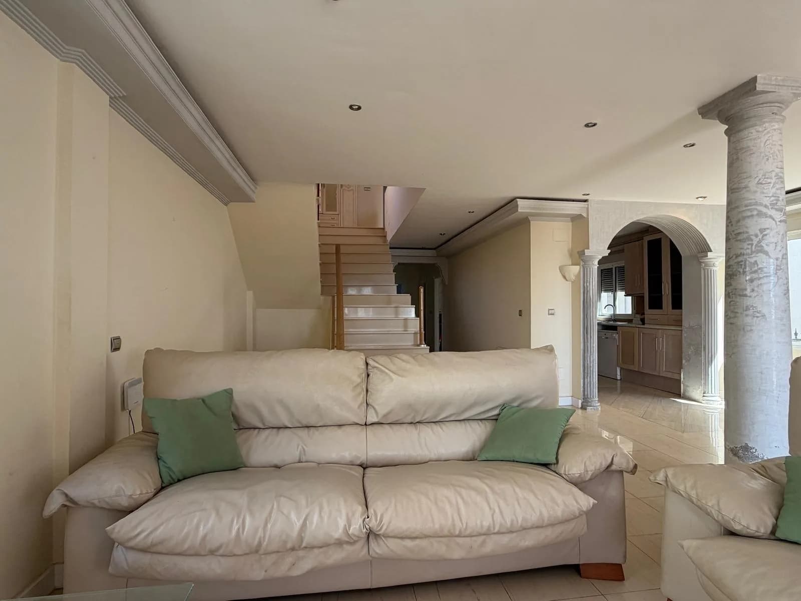 Villa med 6 sovrum till salu i Jacarilla, Alicante - Image 4