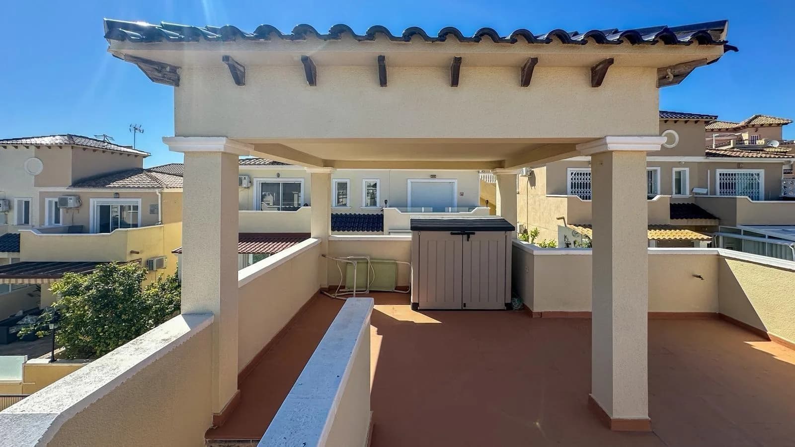 Apartment med 3 sovrum till salu i Orihuela Costa, Alicante - Image 3