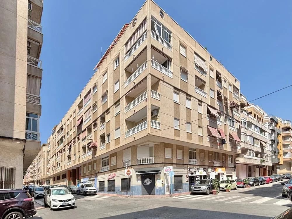 Apartment med 2 sovrum till salu i Torrevieja, Alicante