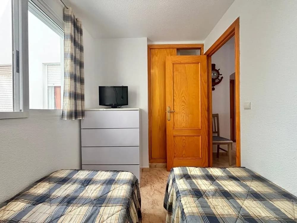 Apartment med 2 sovrum till salu i Torrevieja, Alicante - Image 7