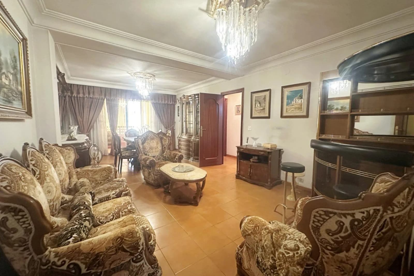 Apartment med 4 sovrum till salu i Torrevieja, Alicante - Image 2
