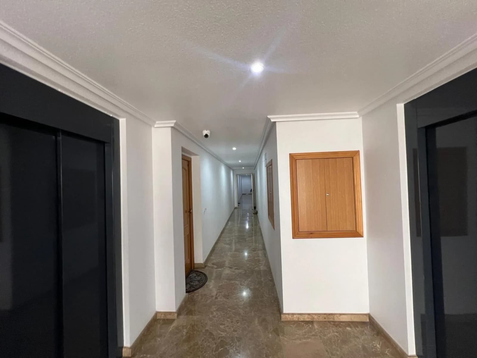 Apartment med 2 sovrum till salu i Torrevieja, Alicante - Image 3