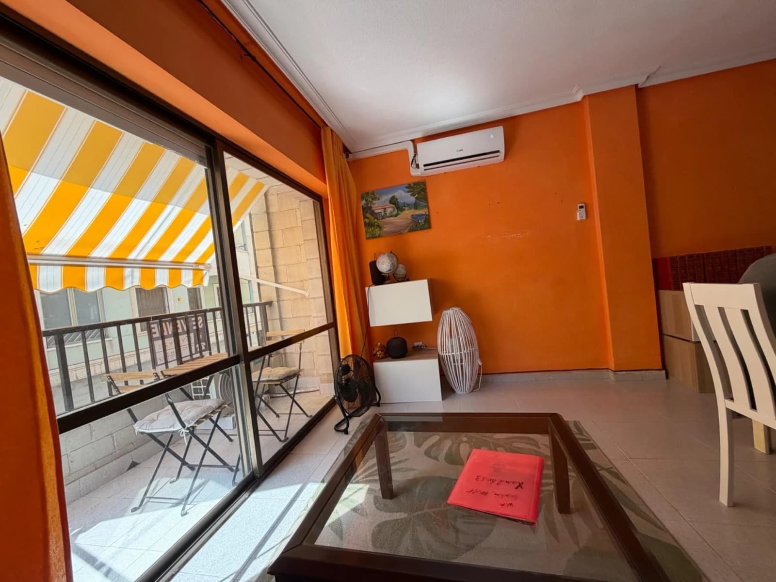 Apartment med 2 sovrum till salu i Torrevieja, Alicante - Image 2