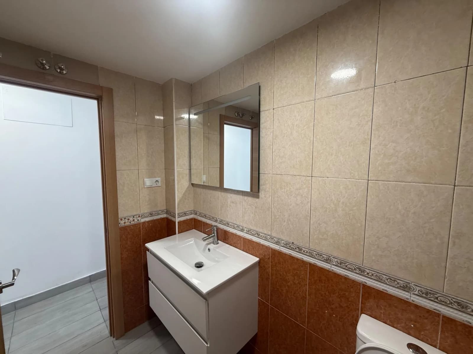 Apartment med 2 sovrum till salu i Torrevieja, Alicante - Image 5