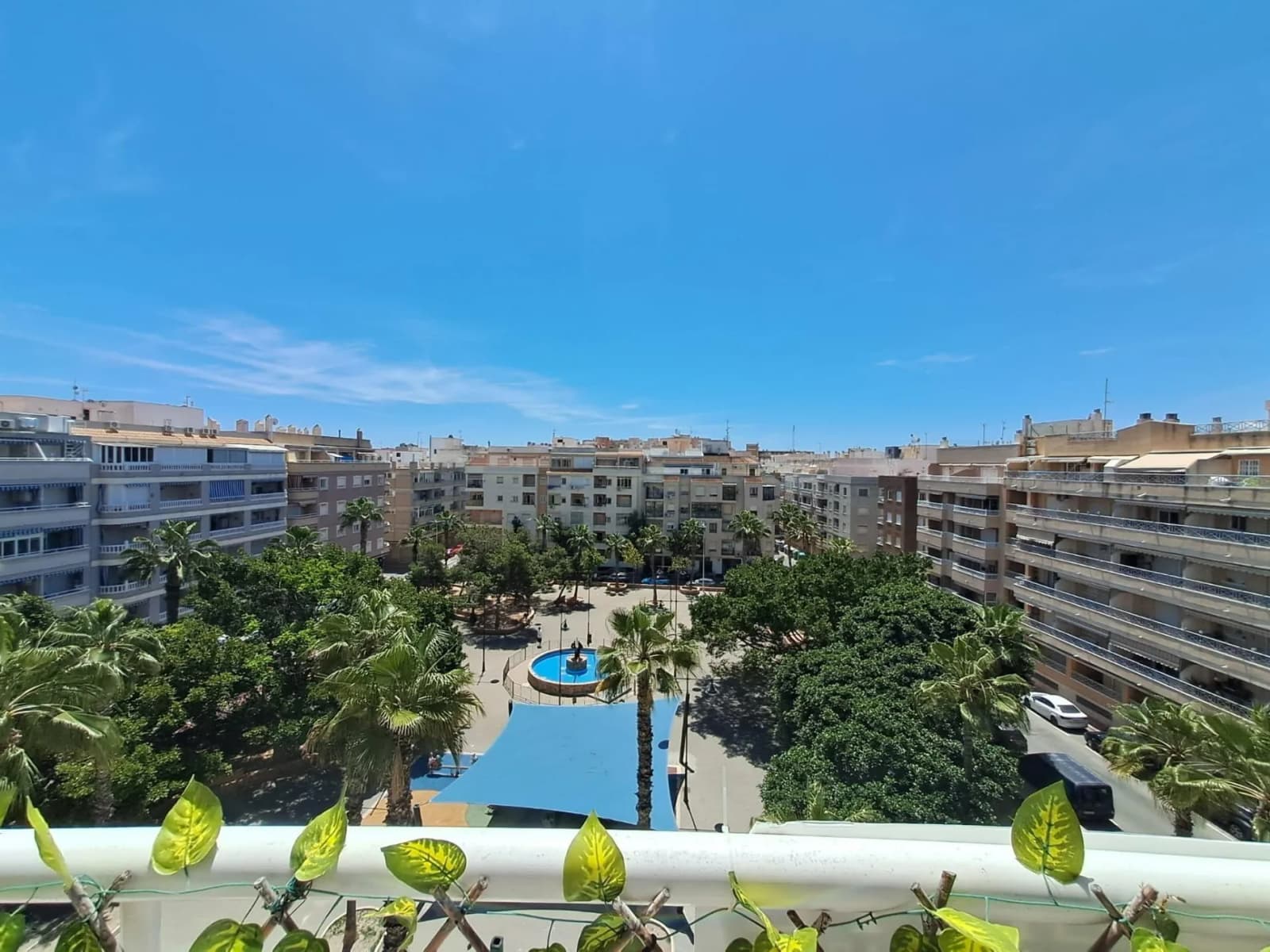 Villa med 2 sovrum till salu i Torrevieja, Alicante - Image 2