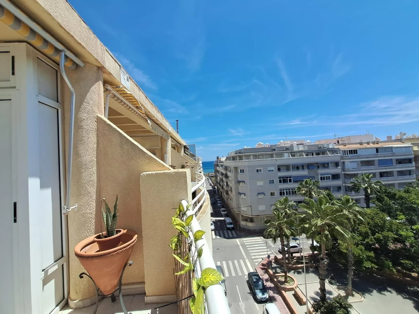 Villa med 2 sovrum till salu i Torrevieja, Alicante - Image 5