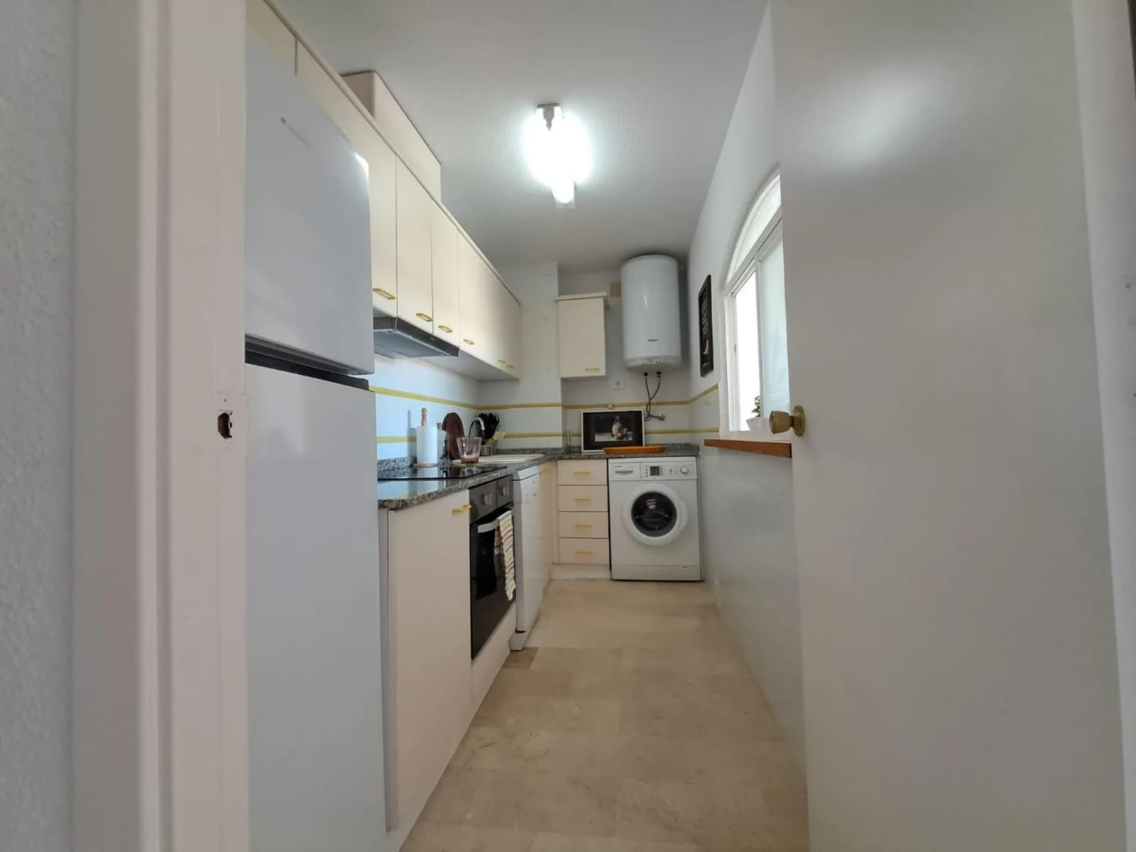 Villa med 2 sovrum till salu i Torrevieja, Alicante - Image 9