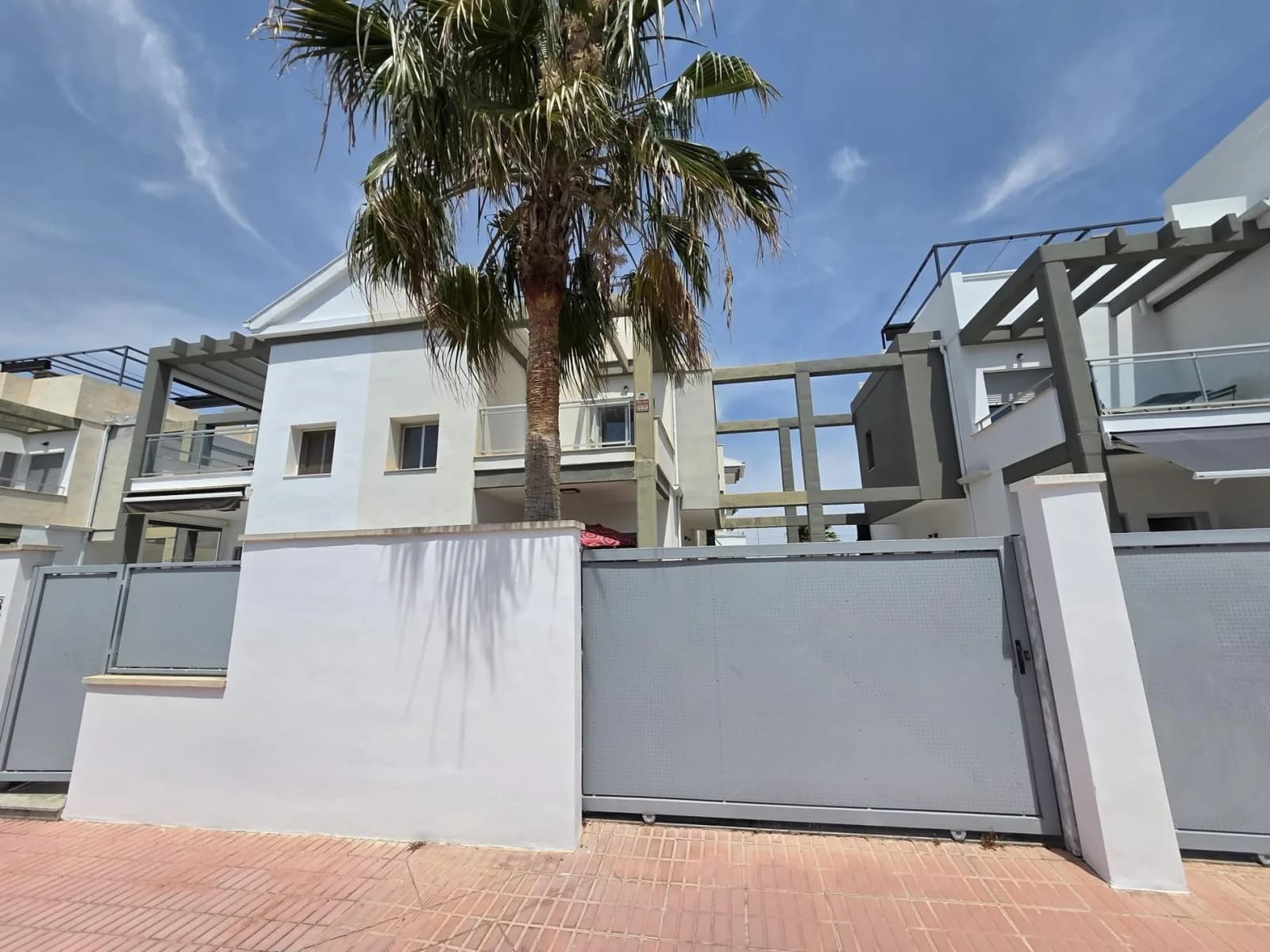 Terraced House In Orihuela Costa - Image 2