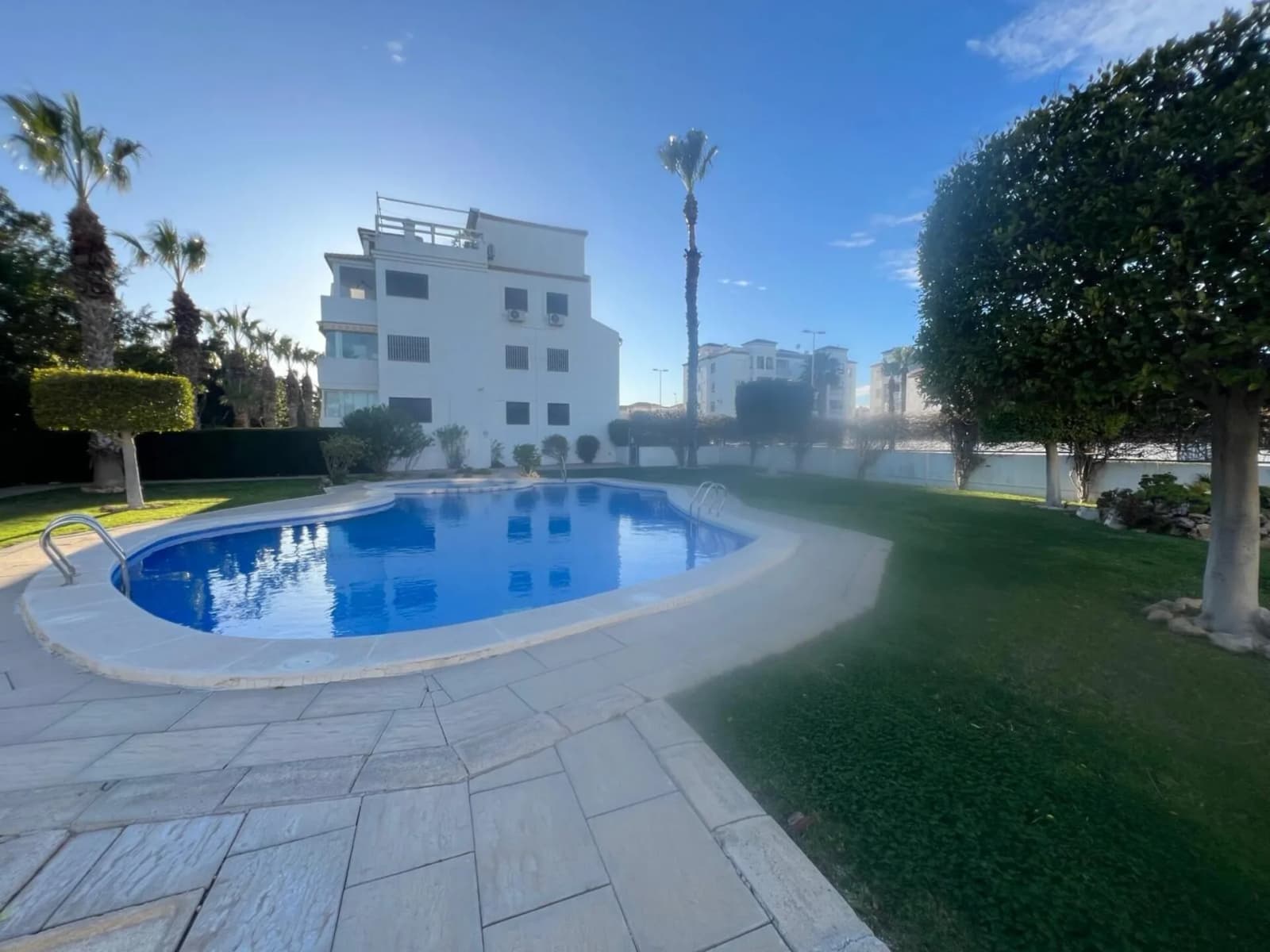 Apartment med 3 sovrum till salu i Orihuela Costa, Alicante
