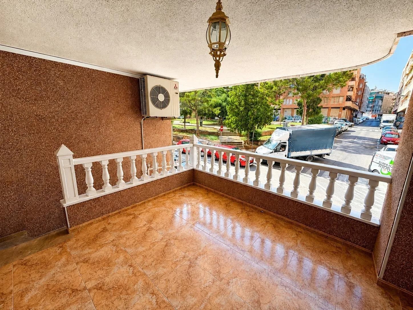 Apartment med 3 sovrum till salu i Torrevieja, Alicante
