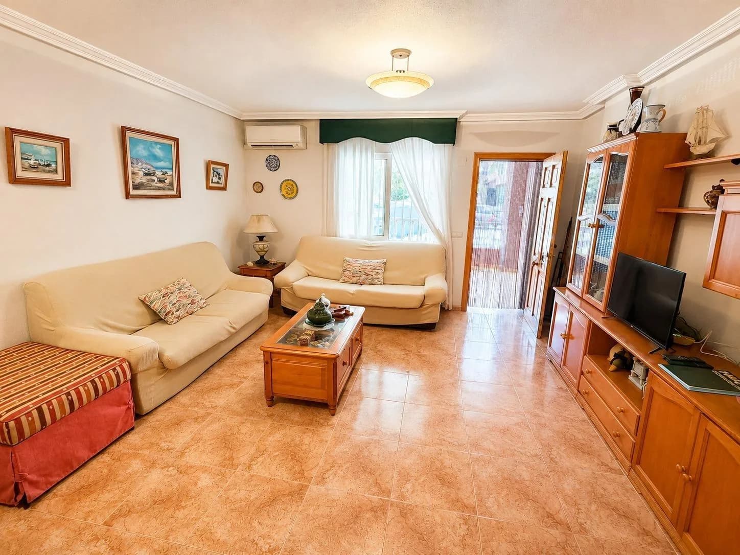 Apartment med 3 sovrum till salu i Torrevieja, Alicante - Image 3
