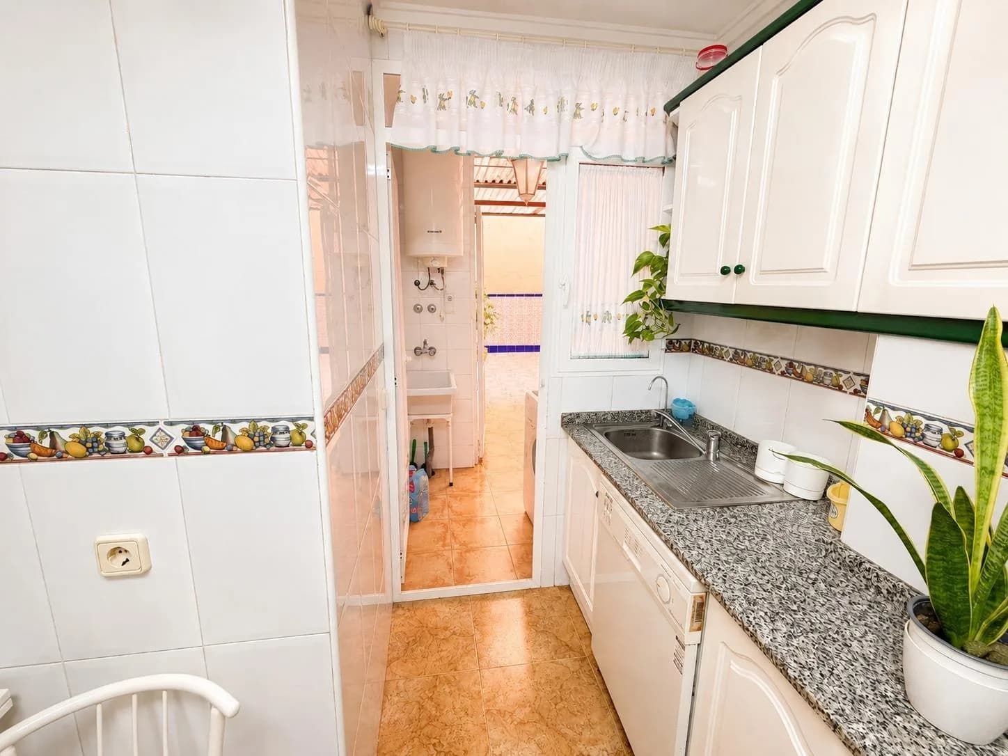 Apartment med 3 sovrum till salu i Torrevieja, Alicante - Image 8