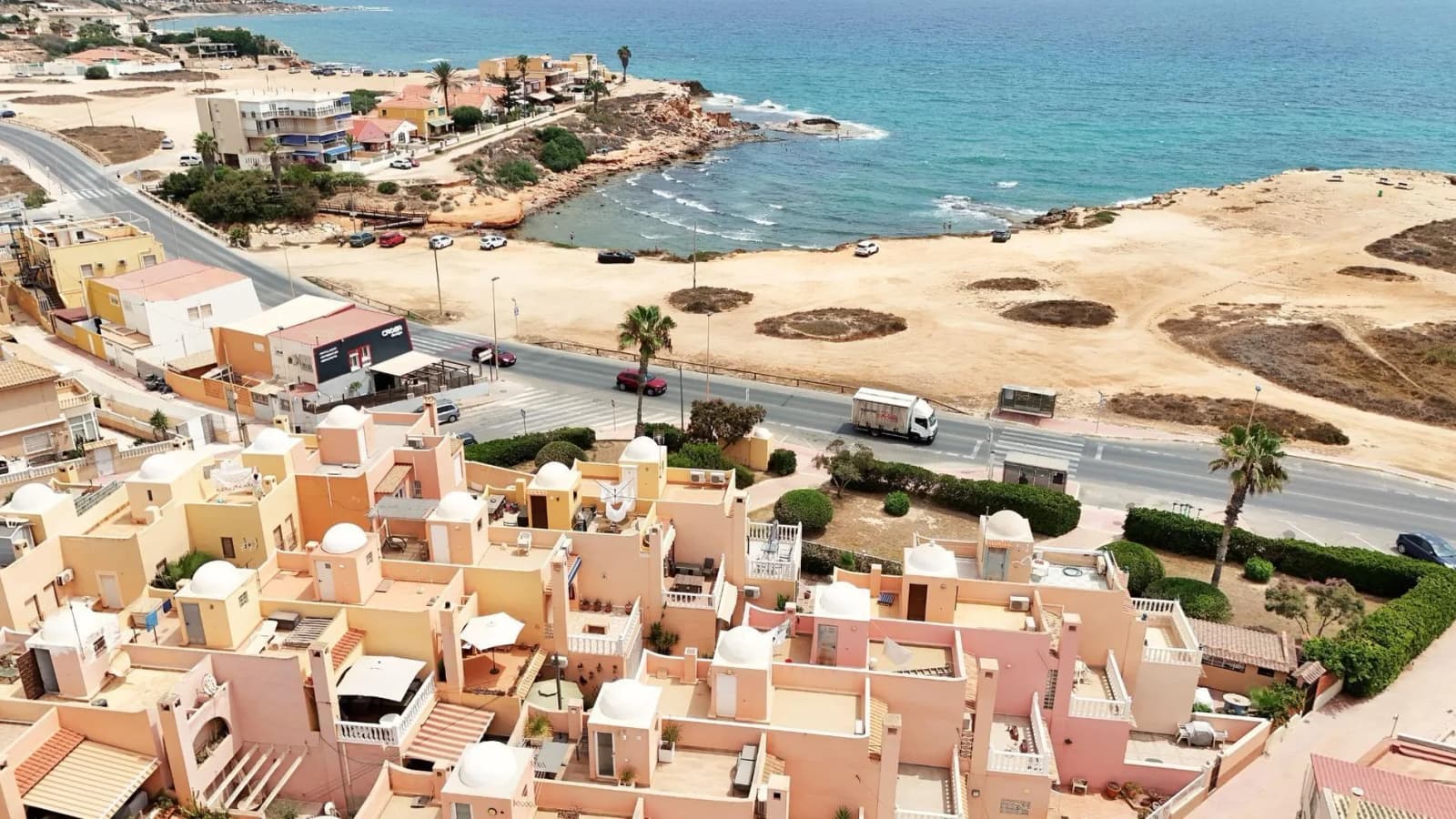 Terraced House In Torrevieja - Image 3