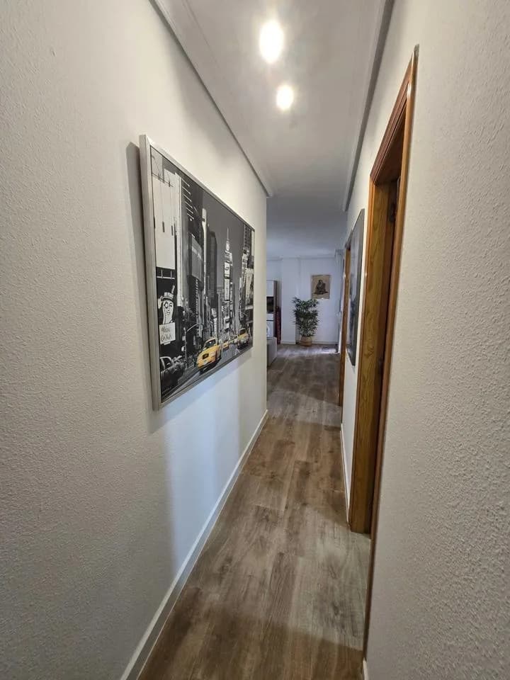 Apartment de 2 chambres à vendre à Torrevieja, Alicante - Image 2