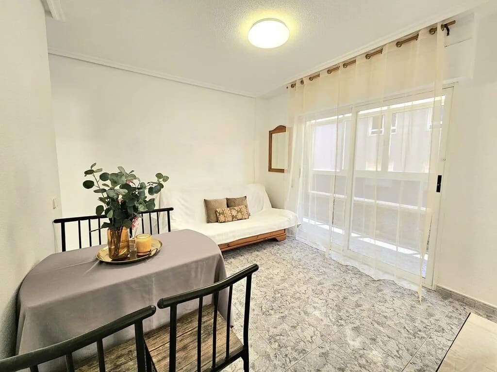 Apartment de 3 chambres à vendre à Torrevieja, Alicante