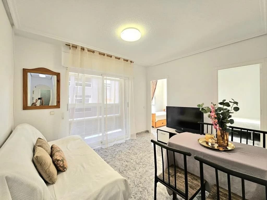 Apartment de 3 chambres à vendre à Torrevieja, Alicante - Image 4