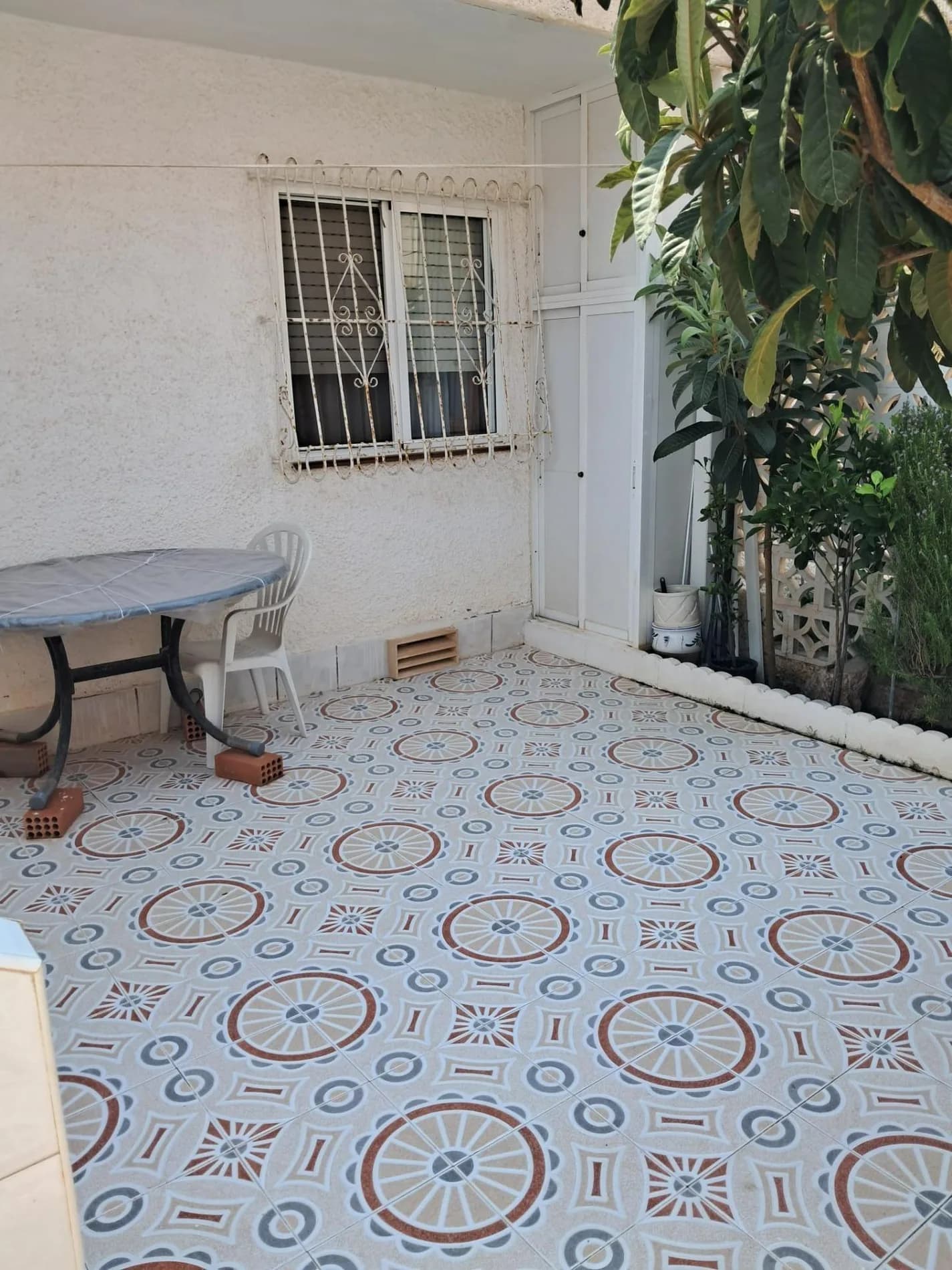 Bungalow de 2 chambres à vendre à Torrevieja, Alicante - Image 3