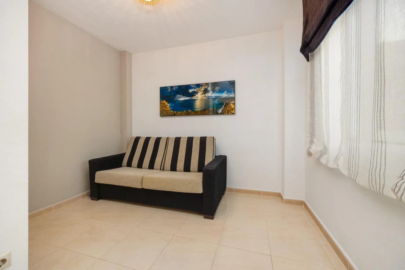 Apartment de 2 chambres à vendre à Torrevieja, Alicante - Image 2