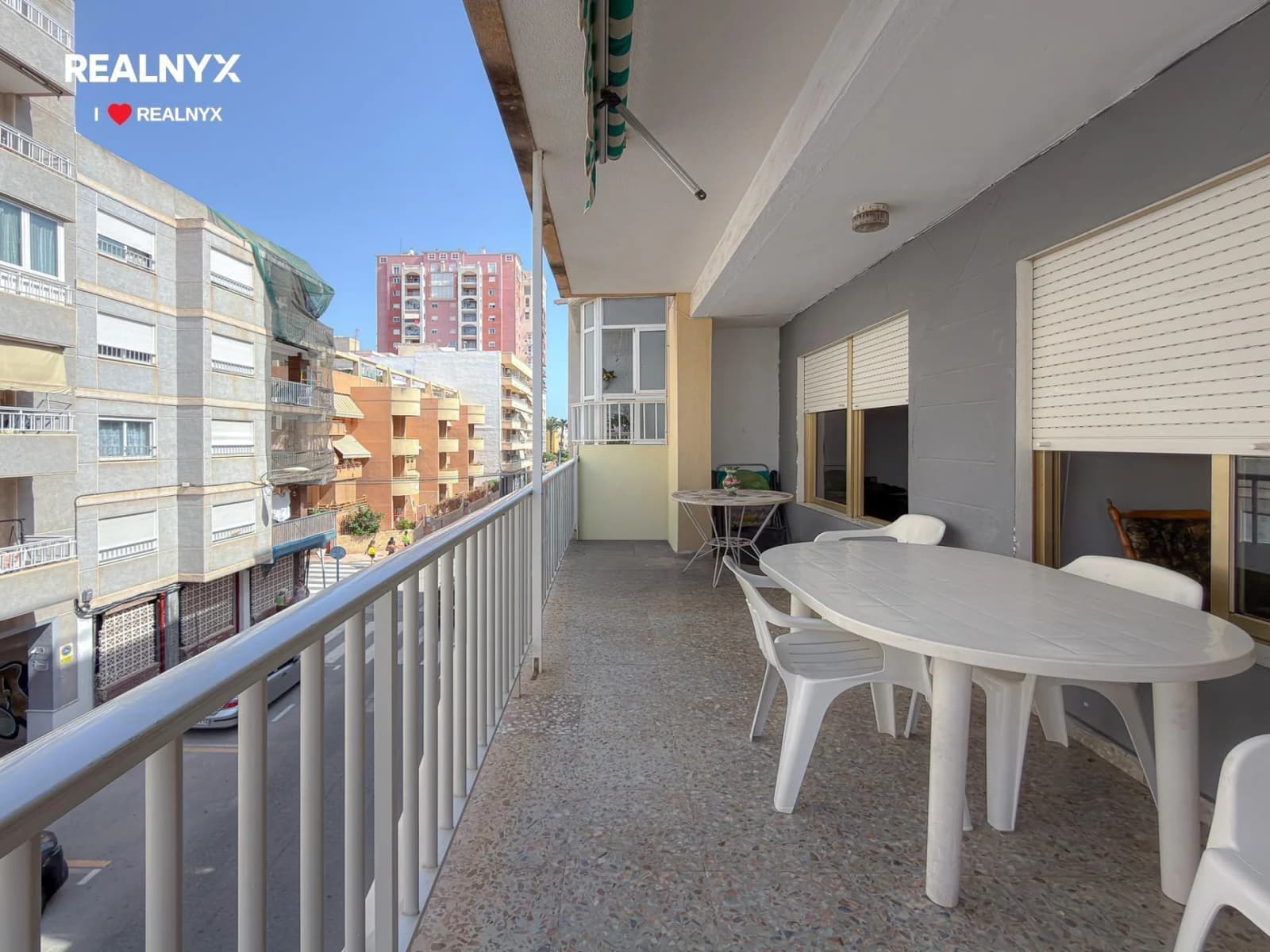 Villa de 4 chambres à vendre à Torrevieja, Alicante - Image 2