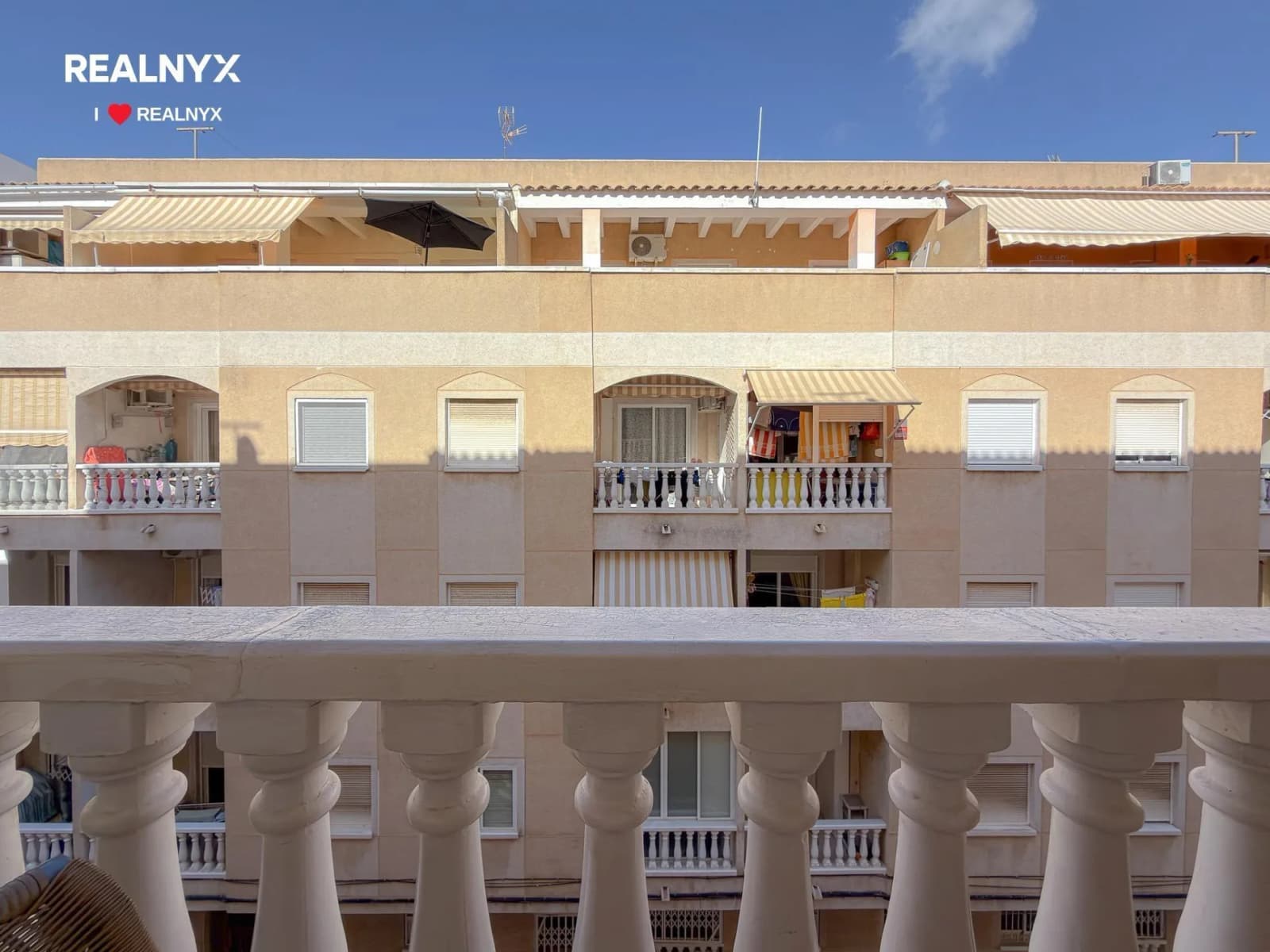 Apartment de 2 chambres à vendre à Torrevieja, Alicante - Image 9