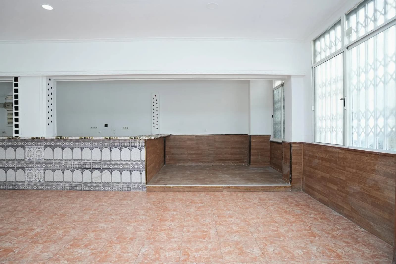Commercial de 3 chambres à vendre à Torrevieja, Alicante - Image 4