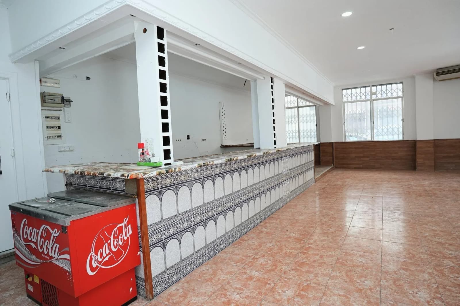 Commercial de 3 chambres à vendre à Torrevieja, Alicante - Image 6